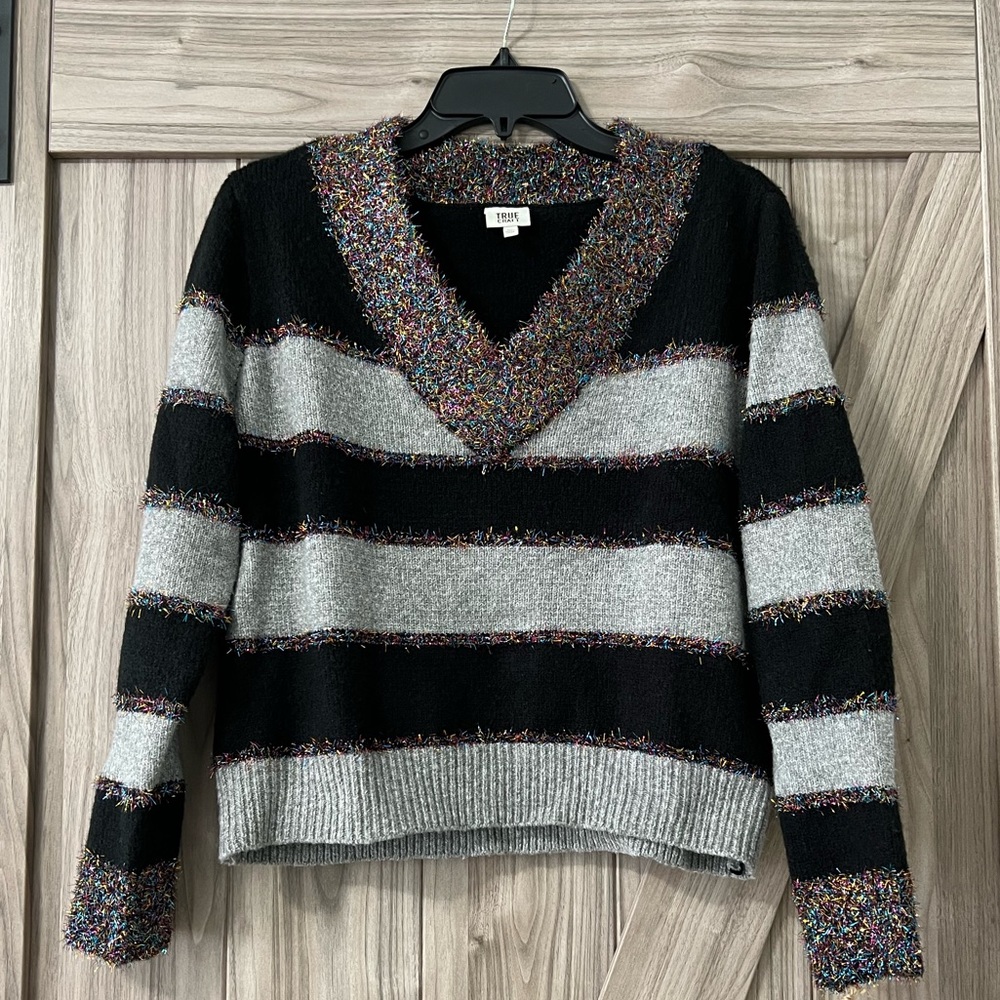 Black and Grey Sparkle Sweater by TRUE CRAFT Sz XS NWT